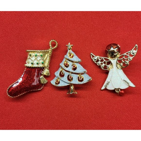 Christmas Pins/ Brooches Set of 3 Christmas Tree, Angel & Stocking Pins - Picture 2 of 12